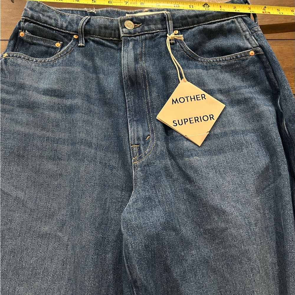 MOTHER High-Rise Cropped Balloon Jeans in Medium Blue - Picture 10 of 16